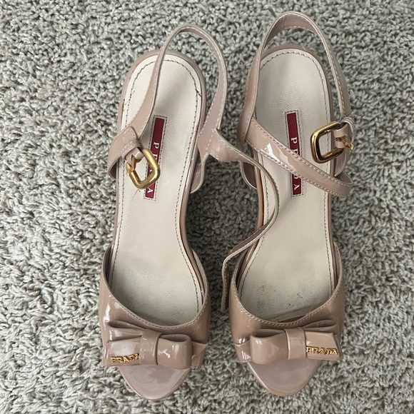 Prada - 7.5- Nude Patent Leather Wedge - Picture 2 of 9